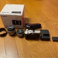 EOS M6 標準ズーム/単焦点レンズセット