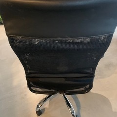 オフィスチェアの画像