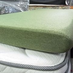 座布団クッション　フラットタイプ　平型クッション　ロングシート　ベンチシートクッション　長座布団　グリーンの画像