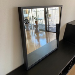 IKEA キャビネットセット（２x４キャビネット、１x４キャビネット、ミラー）の画像