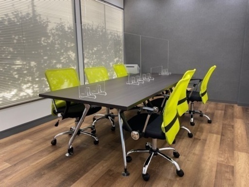 会議テーブル、ミーティングテーブル、椅子オフィスチェア6セット