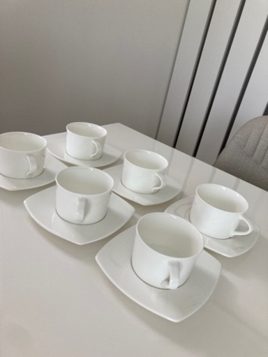 【美品】ナルミ食器　カップ＆ソーサー　