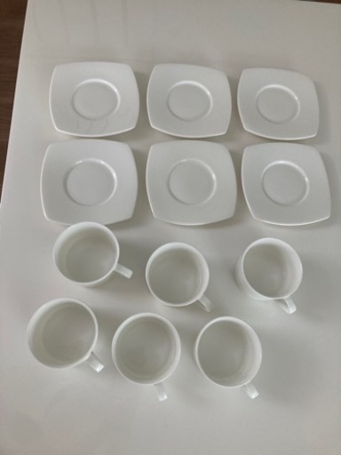 【美品】ナルミ食器　カップ＆ソーサー　