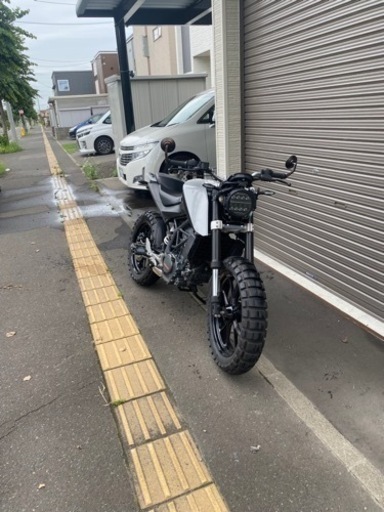 【購入予定の方決まりました】KTM DUKE200カスタム　スクランブラー仕様