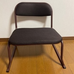 カインズ 立ち上がりやすい椅子