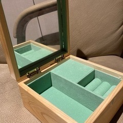 ジュエリーボックス　オルゴールの画像