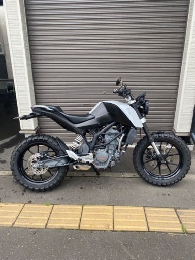【購入予定の方決まりました】KTM DUKE200カスタム　スクランブラー仕様 購入予定の方決まりました】KTM DUKE200カスタム スクランブラー仕様