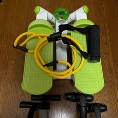 取引中ステッパー　腕立て　チューブ　など　トレーニングにの画像
