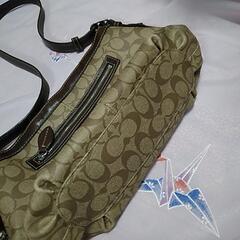 COACHのショルダーバックの画像