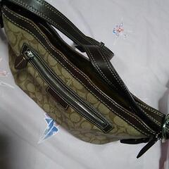 COACHのショルダーバックの画像