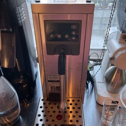 スチームミルクの機械