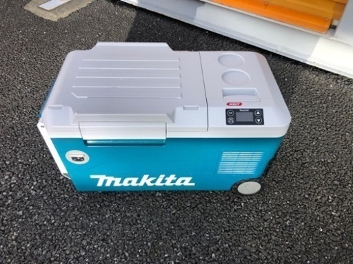 マキタ充電式保冷温庫　40Vmax本体のみ