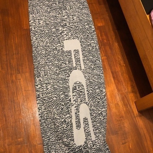 渋いカバー付きサフインボードとブルーのフイン カセ染めした本藍の糸を使用した刺し子のカバーオール | BLUE BLUE 
