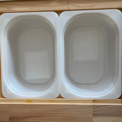IKEA フリサット　テーブルの画像