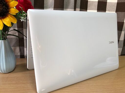 ?値下げ中！美麗高速・i5第3世代・新品バッテリー・Webカメラ内蔵?爆速SSD240GB/メモリ４GＢ?人気のクロスホワイト/Ｗｉｎ