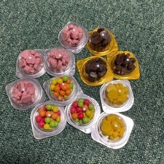 無料で差し上げます！0円ミニミニハートチョコ　１２個　B