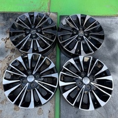 美品　ダイハツ純正ホイール ダイハツ純正ホイール 15インチ 4.5J 美品