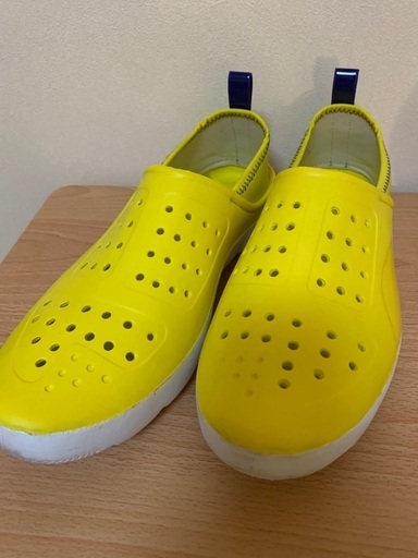 PUMAスニーカー