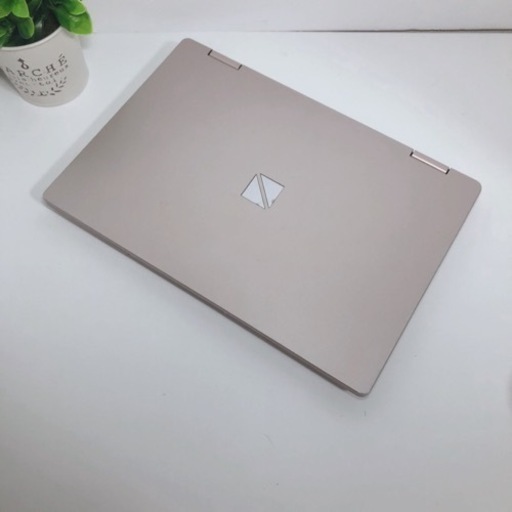 ピンクが可愛い♡SSDだから早い♡オススメノートパソコン