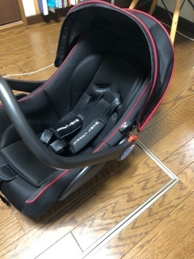 ベビーシート　新生児から13kgまで