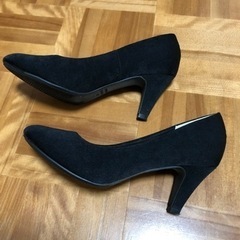 黒のヒールの画像