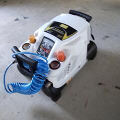 MAX エアーコンプレッサーの画像