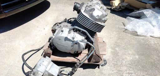 cb400ss エンジン