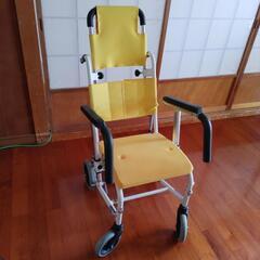 シャワーキャリー（介護用）の画像