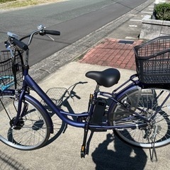 電動自転車　後ろかご、空気入れ、ロック付きの画像