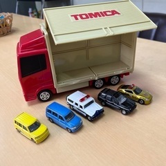 トラック➕ミニカー5台セットの画像