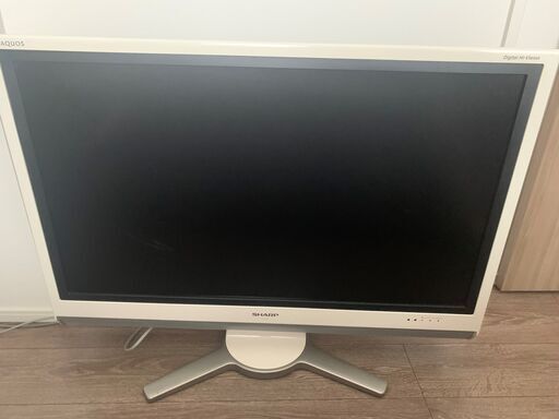 ＳＨＡＲＰ　３７インチ　フルハイビジョン液晶テレビ（白）