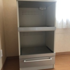 コンセント、引き出し付きレンジ台の画像