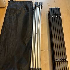 キャンプ　ロールテーブル　(受け渡し予定)