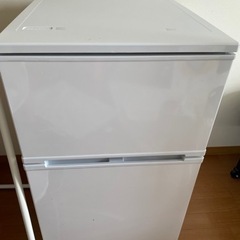 冷蔵庫　90L