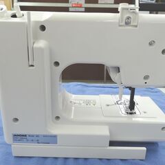 ジャノメ 電動ミシン キティちゃん コンパクトミシン KT-35 JANOME Samrio ホワイト 西岡店の画像