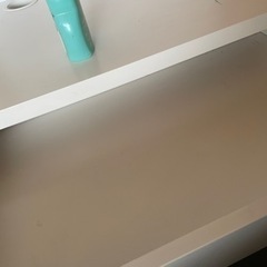 IKEAの子供机　ミッケの画像