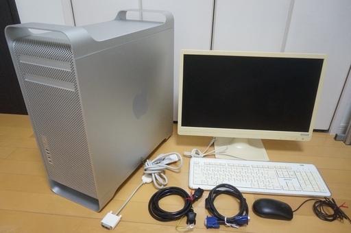 MacPro mid2012 完動品 ディスプレイ２２インチ付