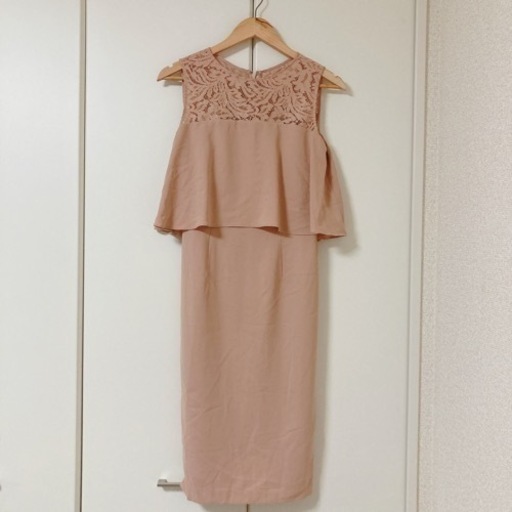 エメ パーティードレス ドレス 結婚式 ピンクベージュ　ベージュ　レース　パール