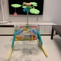 【受け渡し決まりました】ベビージム　タカラトミー くまのプーさん 6WAYジムにへんしんメリーの画像