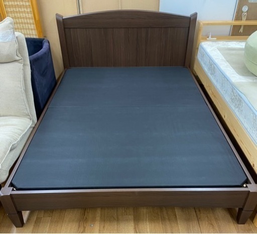 R456 高級 桜屋工業＆シーリー ダブルベッド、幅144cm 展示品・美品