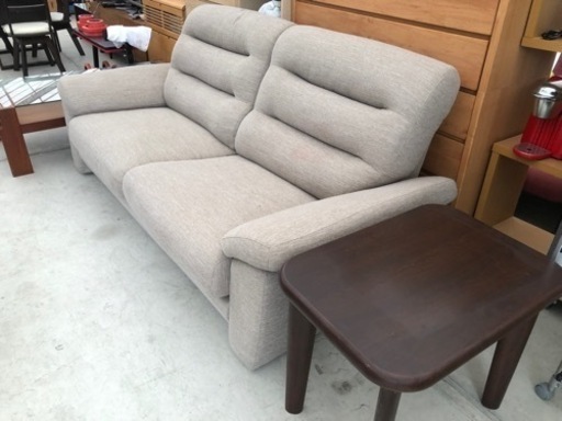 ニトリ 3人掛け布張りソファ グレーっぽいベージュ W2050×D900×H900