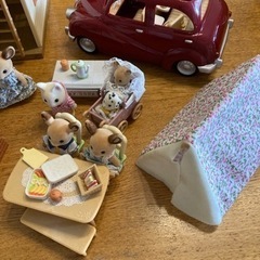 シルバニアファミリーセットの画像