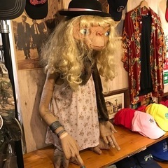 E.T. 等身大プロップレプリカの画像
