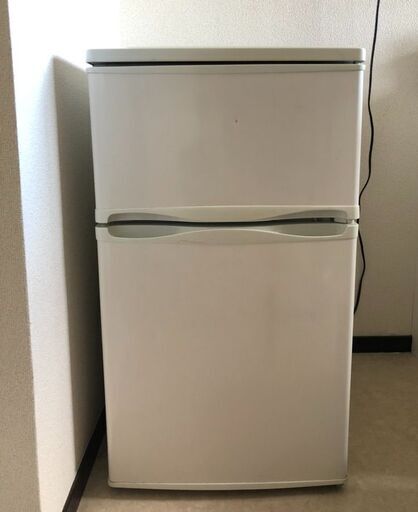 ✨冷蔵庫✨ 88L 直冷式 2ドア 単身者 1人暮らし コンパクト 中古 白