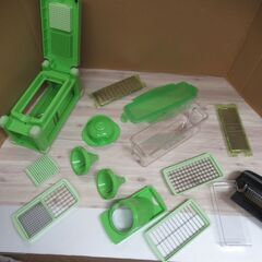 美品　未使用品　調理器具　万能スライサー＆肉筋切り器（ミートテン...