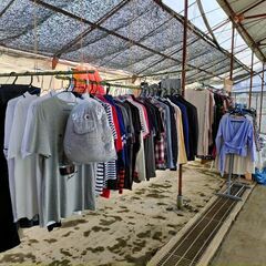まとめ買いがお得、服等在庫最終処分