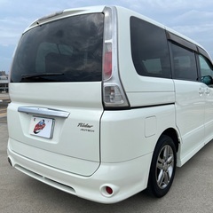 千葉【自社ローン】保証人無し★全国対応★日産★セレナーRider★キセノンライト★シートアレンジ★両側パワースライド★3列シート★インパネシフト★社外16インチAW の画像