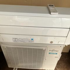 ☆中古ー今年在庫処分中！値下げ中！【会員価格￥19,000】FUJITSU　2.2kwルームエアコン　家電　2017年製　AS-C22G-W型　【BH109】