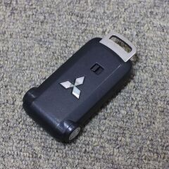 三菱 初期化済み　前期　デリカ D5 純正 スマートキー KOS 4ボタン 両側電動スライドドア CV4W CV1W CV5W CV2Wなどの画像