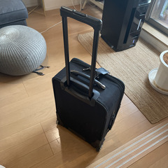 バーマス　スーツケースの画像